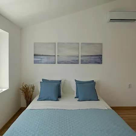 The Corner Варна